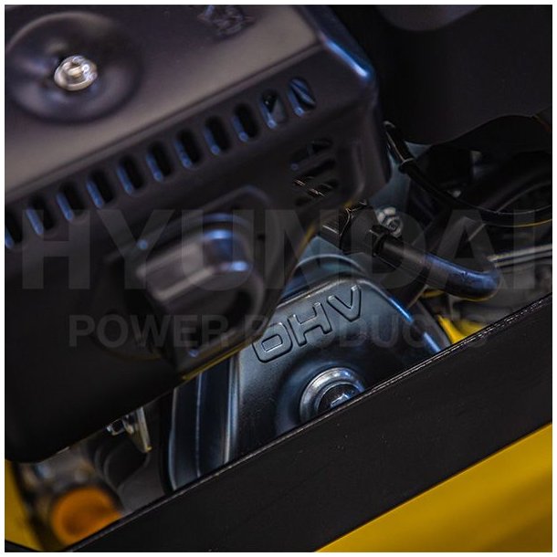 HYUNDAI Pladevibrator 155 kg. 9 hk og med bakgear