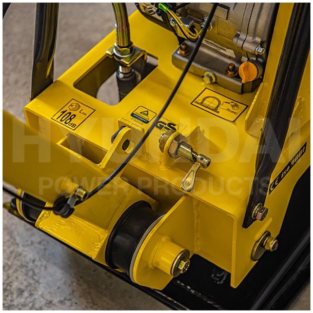 HYUNDAI Pladevibrator 155 kg. 9 hk og med bakgear