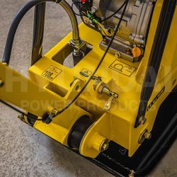 HYUNDAI Pladevibrator 155 kg. 9 hk og med bakgear