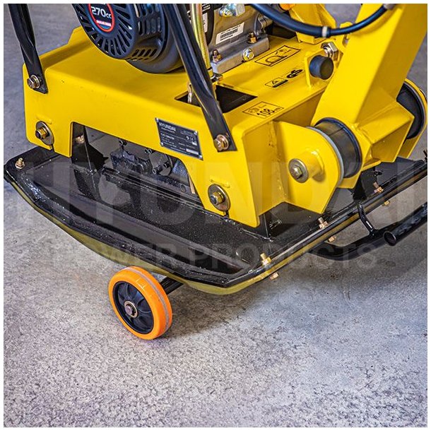 HYUNDAI Pladevibrator 155 kg. 9 hk og med bakgear