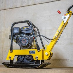 HYUNDAI Pladevibrator 155 kg. 9 hk og med bakgear