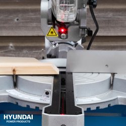 HYUNDAI Kap Geringssav 1500 watt 210 mm.