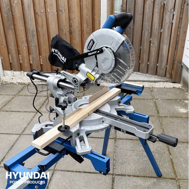 HYUNDAI Kap Geringssav 1500 watt 210 mm.